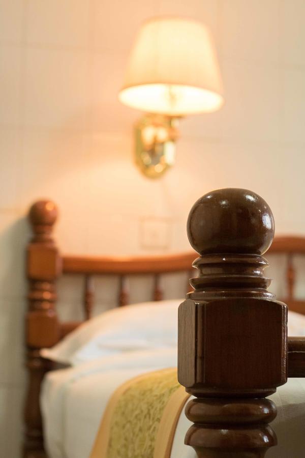 May Shan Hotel Rangun Zewnętrze zdjęcie