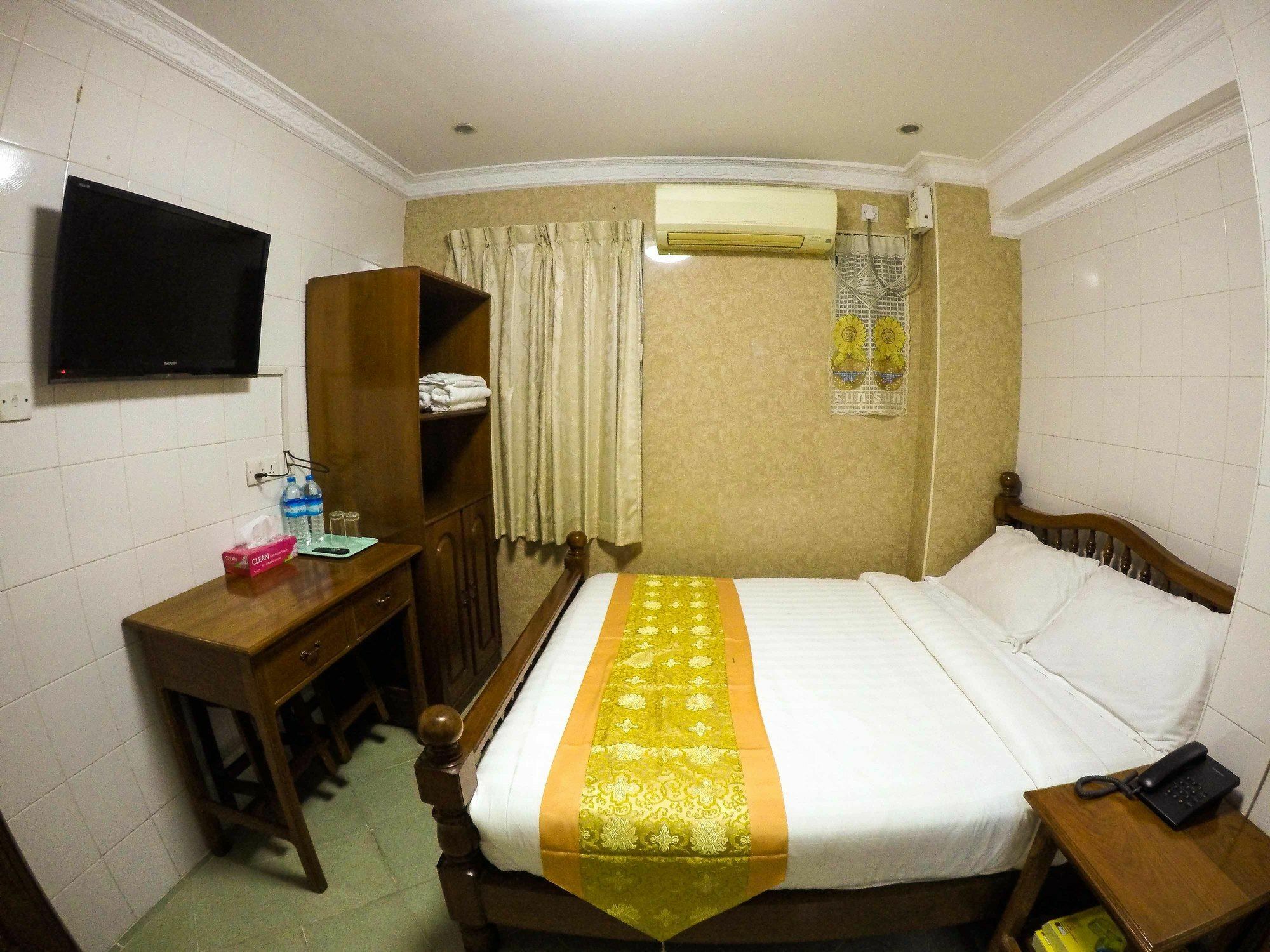 May Shan Hotel Rangun Zewnętrze zdjęcie